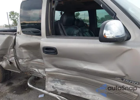 1999 Chevrolet Silverado 1500 Ls z USA, uszkodzony, nr VIN 1GCEK19T3XE168540